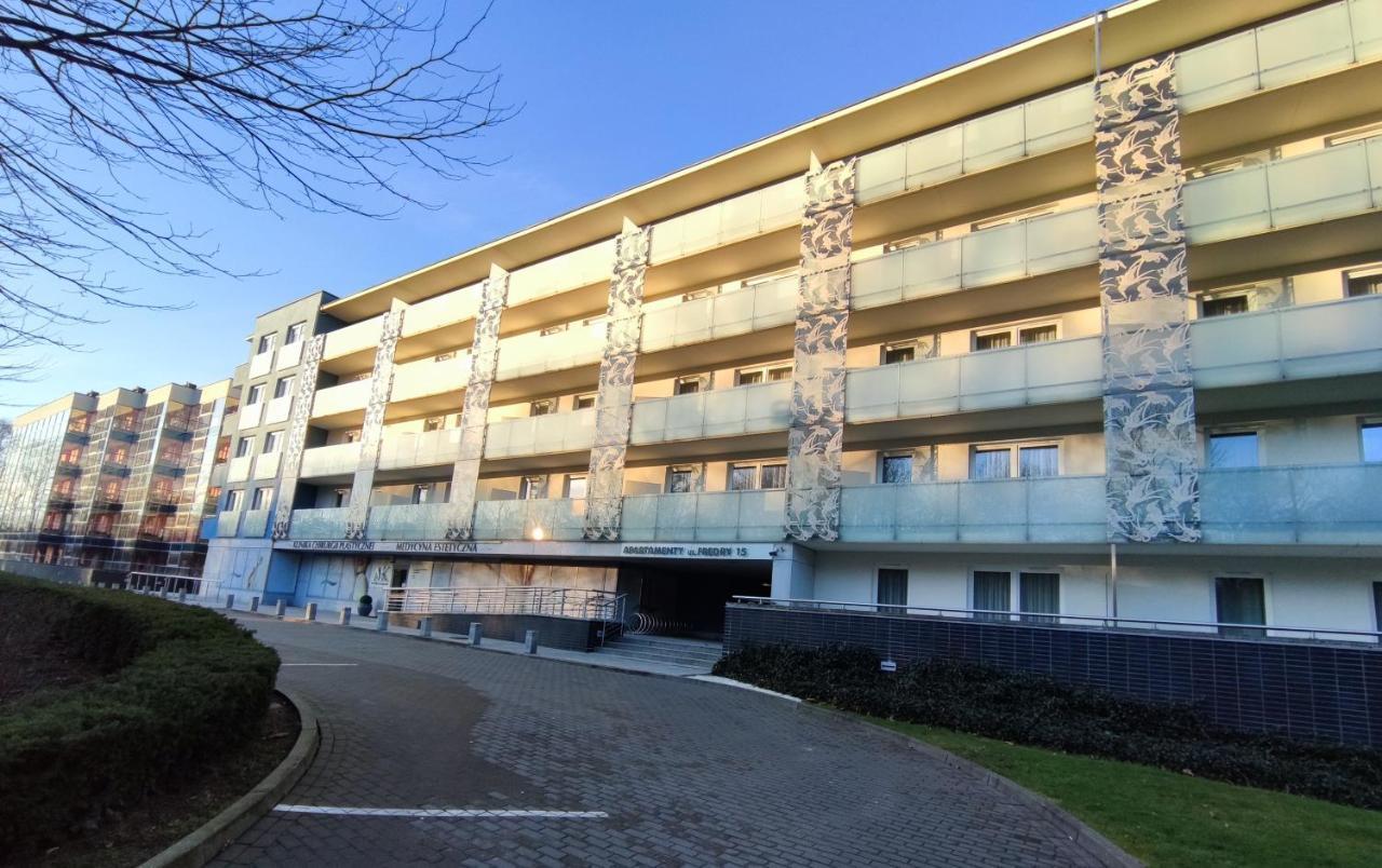Apartament Przy Hotelu Aquarius Kolobrzeg Exterior photo